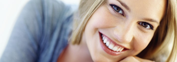 page-lady5 smiling lady